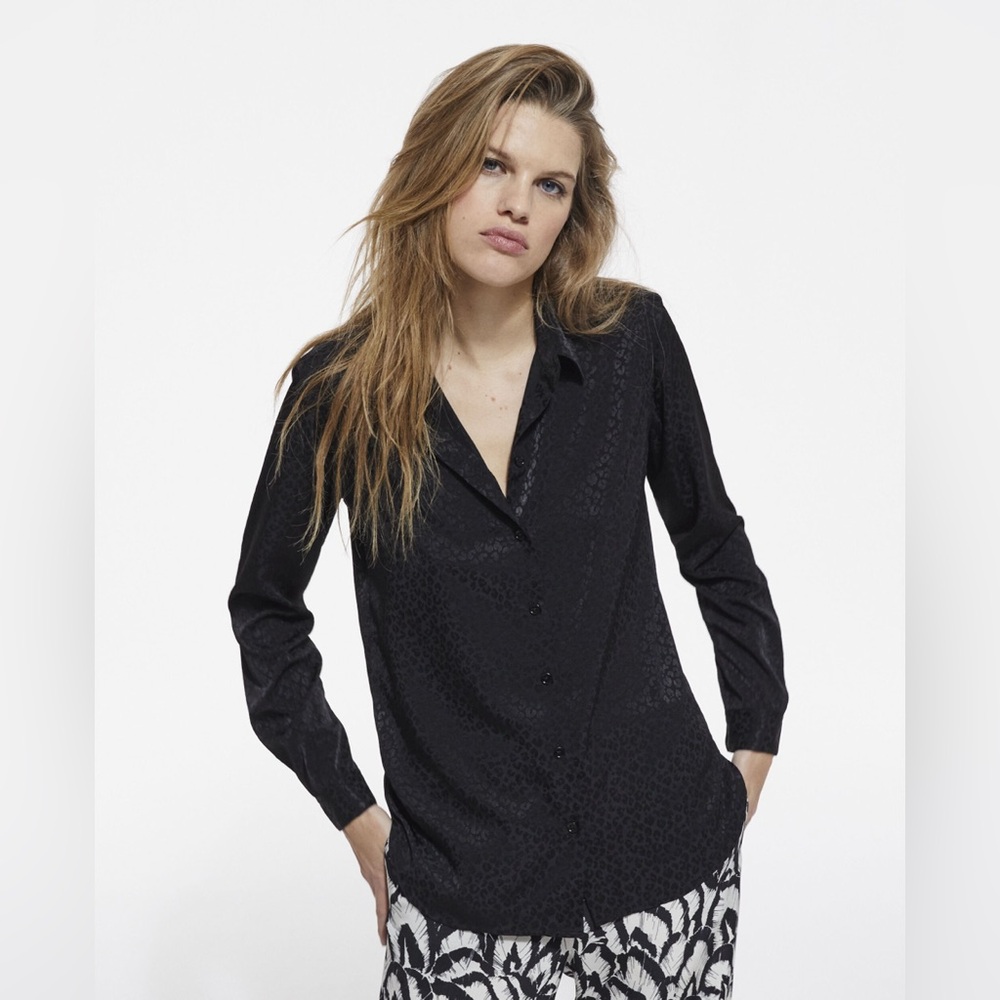 The Kooples Women’s Black Leopard Print Button Down Shirt Tone-On-Tone Size 4